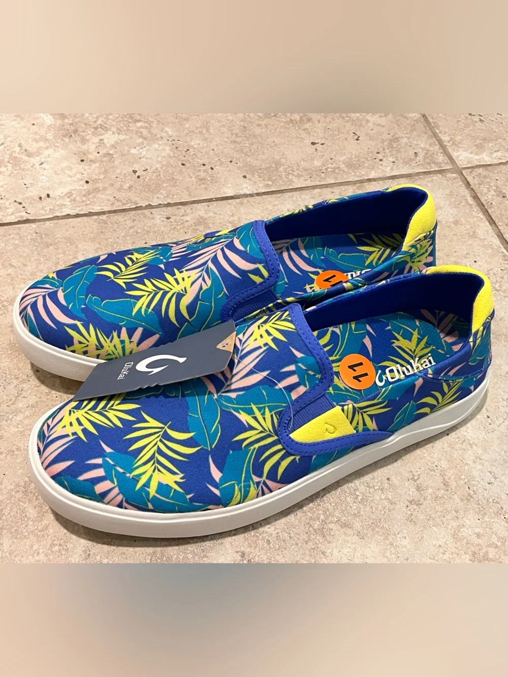 NWT OluKai Lae’Ahi Pa’I Blue Aloha Sneakers Slip On Shoes Hawaiian 10.5 M $120